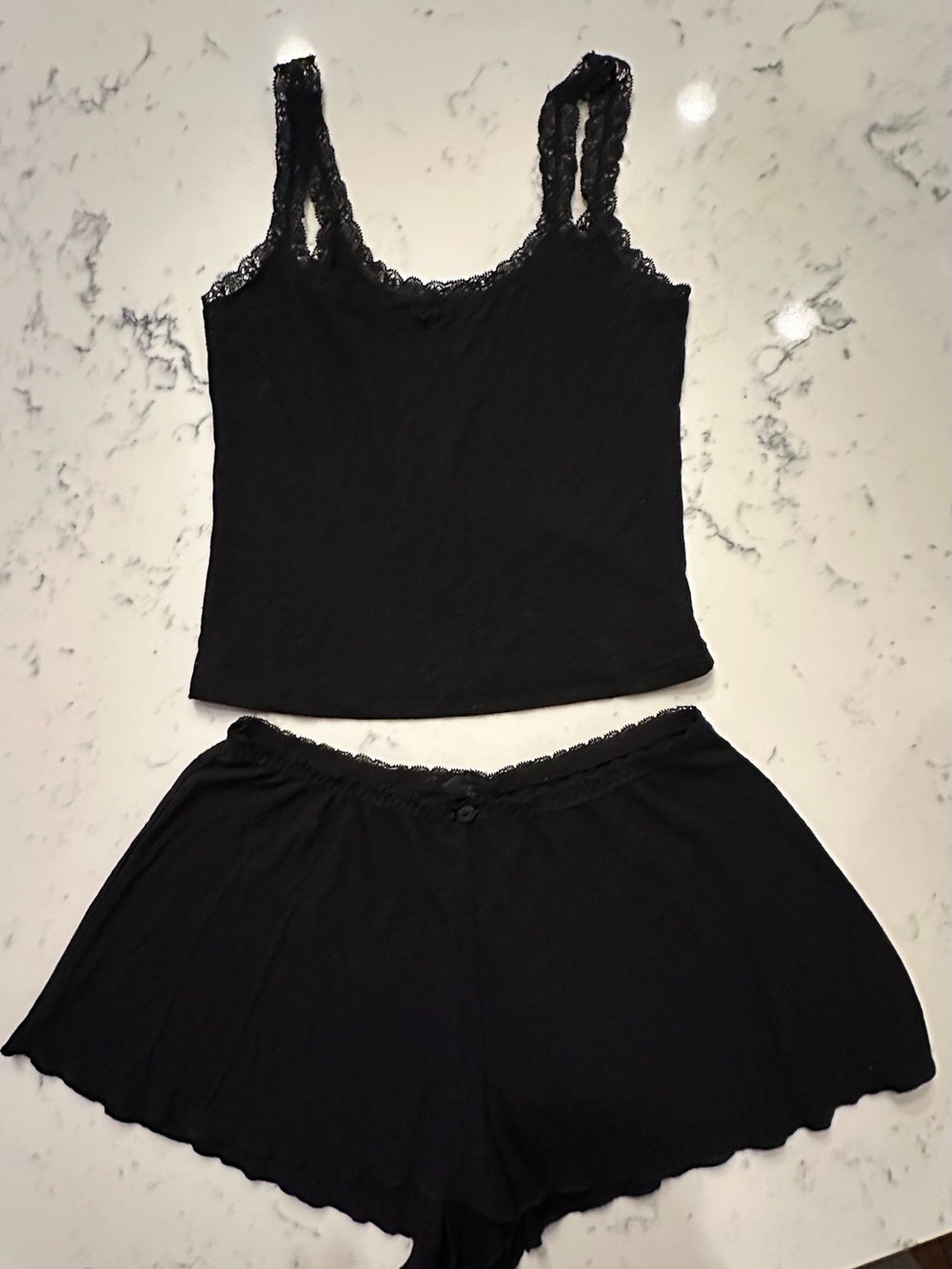 SKIMS Soft Lounge Lace Tank & Lace Short Set Onyx Black - Size S
